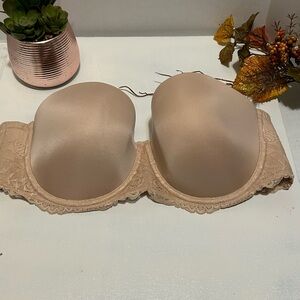 Elegant Lace Strapless Bra - Tan